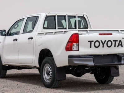 2026 Toyota Hilux 2.4 Litres 4 Cylinders Turbo Diesel Engine White Black Pickup Truck MT