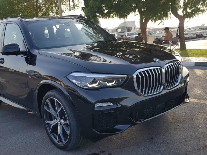 2019 BMW X5 xDrive30 M Sport 3.0 Litres inline-6 turbo Diesel Engine Black SUV
