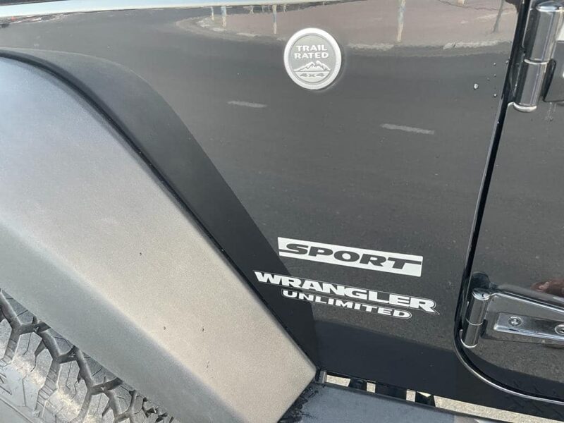 2016 Jeep Wrangler Unlimited Sport 3.6-liter Pentastar V6 Petrol Engine Black SUV