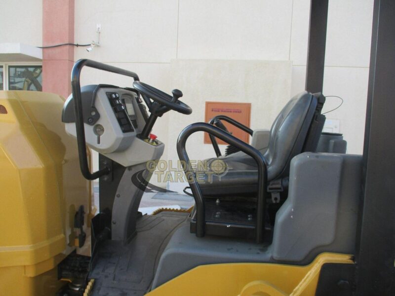 2021 Caterpillar CB34B Tandem Roller 4 cylinder Diesel Engine Automatic