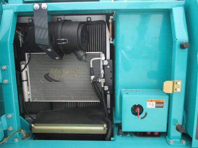 2025 SUNWARD SWE80E9 Mini Excavator 4-cylinder Yanmar Diesel Engine Automatic