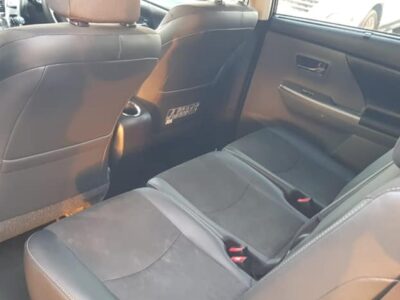 2020 Toyota Prius V 1.8-liter 4-cylinder petrol Engine Gold Black MPV Automatic