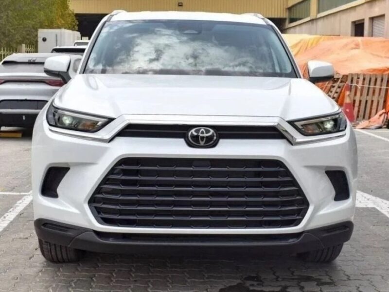 2024 Toyota Grand Highlander Limited 2.4L Turbocharged 4 Cylinder Engine White Black SUV