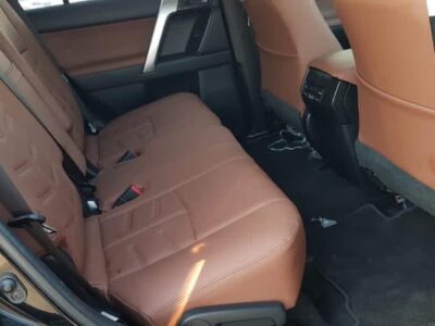 2017 Toyota Land Cruiser Prado GXL 4.0 Litres V6 Petrol Engine Black Brown SUV