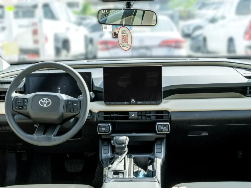 2026 Toyota RAV 4 LE 2.0 Litres 4-Cylinder Petrol Engine Grey Beige SUV GCC Specs
