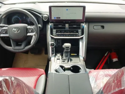 2025 Toyota Land Cruiser LC300 VXR 3.5L V6 Twin Turbo Petrol Engine White Red SUV GCC Specs