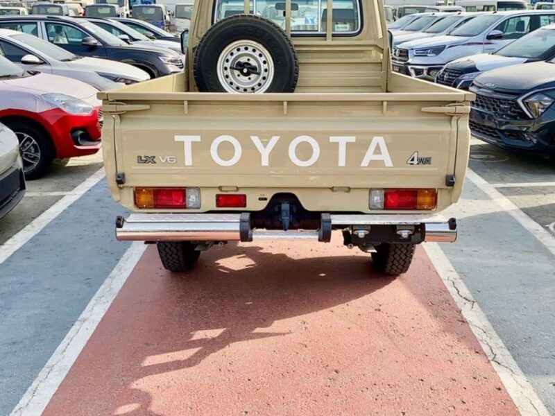 2025 Toyota Land Cruiser 79 4.0L V6 Petrol Engine Manual Single Cabin Beige Pickup Truck