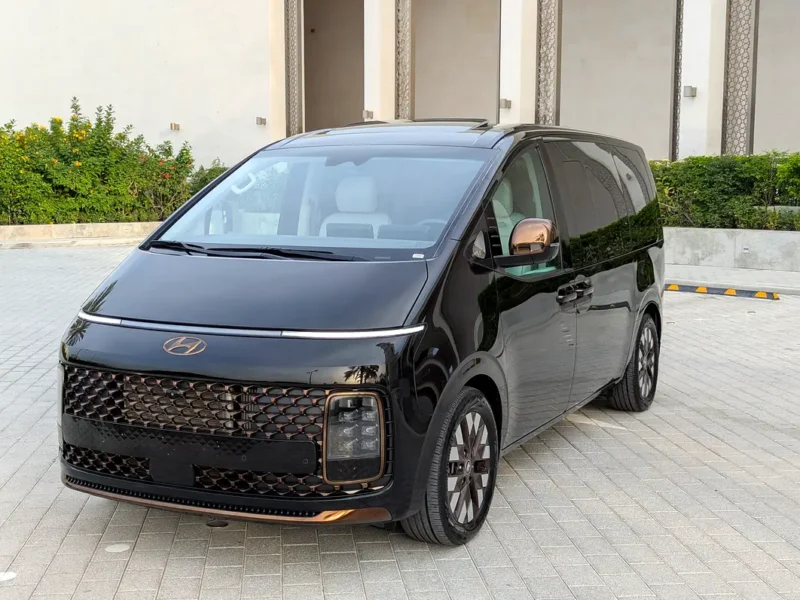 2022 Hyundai Staria Luxury 2.2 Litres 4 Cylinders DIESEL Engine Black Beige Van