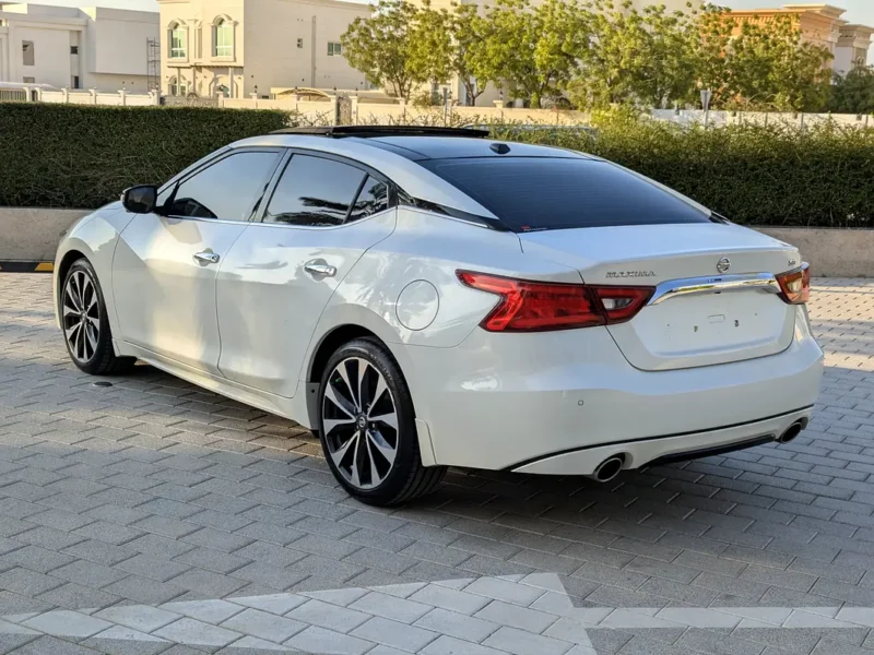 2016 Nissan Maxima SR 3.5-liter V6 Petrol Engine White Black Sedan GCC Specs