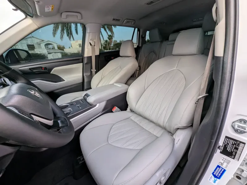 2022 Toyota Highlander GXR 4 Cylinder Hybrid Engine White Grey SUV Automatic GCC