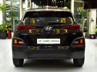 2018 Hyundai Kona GLS 2.0 Litres 4-cylinder Petrol Elngine Black Crossover