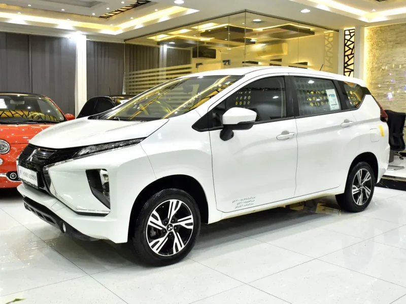 2020 Mitsubishi Xpander GLS 1.5 Litres 4 Cylinders Petrol Engine White Black Crossover
