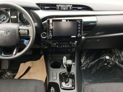 2025 Toyota Hilux Adventure 4.0-liter V6 Petrol Engine White Black Pickup Truck Automatic GCC