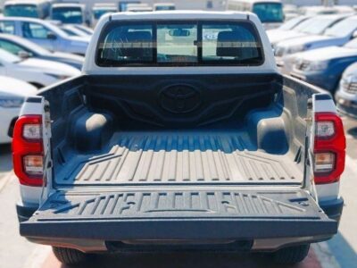 2024 Toyota Hilux Adventure 2.8L Inline 4-cylinder Turbocharged Diesel White Black Pickup Truck