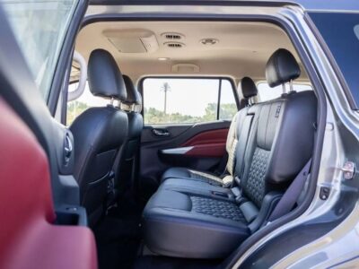 2024 Nissan Xterra Platinum 2.5 Litre 4-Cylinder Petrol Engine Grey Black SUV Automatic