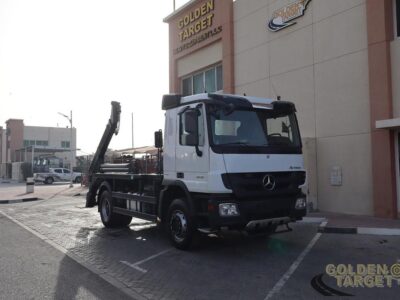 2014 Mercedes Actros 1836 4x2 EPS Gear Skip Loader 6 Cylinder White