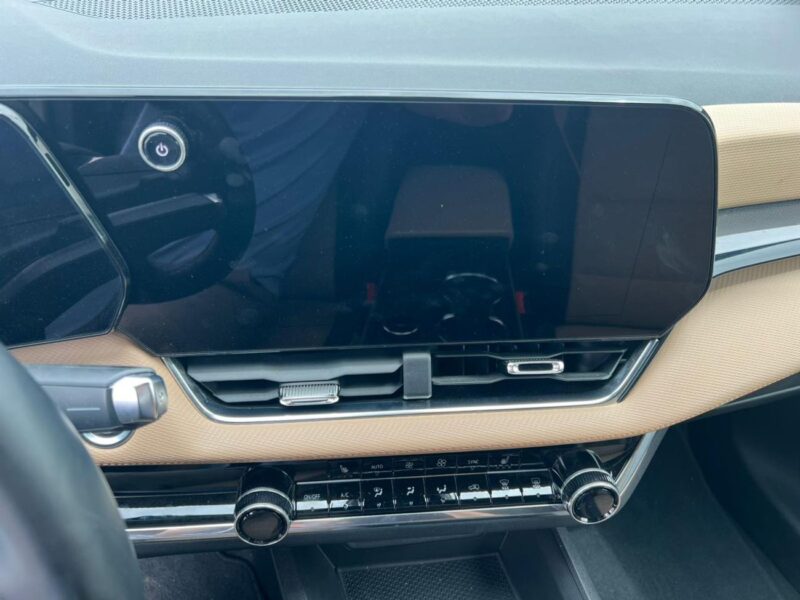 2025 Chevrolet Equinox ACTIV 1.5L Turbocharged 4-cylinder Petrol Engine Green Tan SUV
