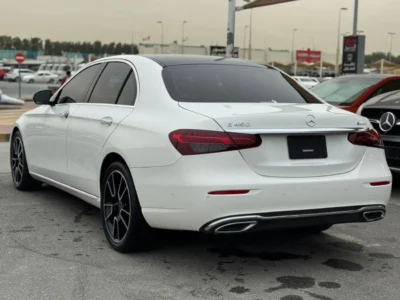 2022 Mercedes-Benz E450 .0L Inline-6 Turbocharged Hybrid Engine White Black Sedan