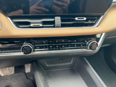 2025 Chevrolet Equinox ACTIV 1.5L Turbocharged 4-cylinder Petrol Engine Green Tan SUV