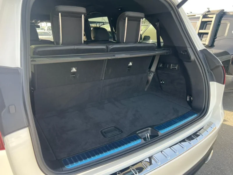 2024 Mercedes-Benz GLS 580 4MATIC 4.0-liter Twin-Turbocharged V8 Engine White Grey SUV