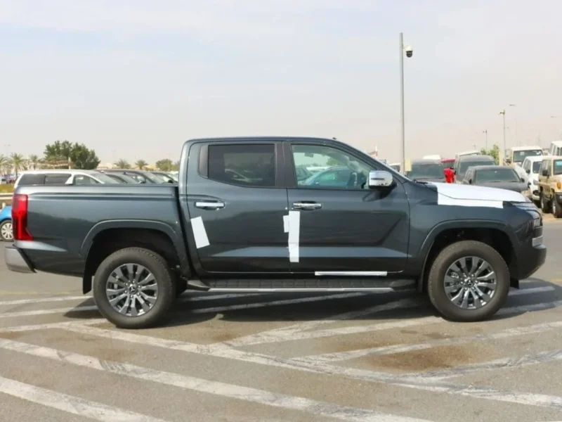 2026 Mitsubishi L200 Sportero 2.4L Turbocharged 4-Cylinder Diesel Grey Double Cab Pickup