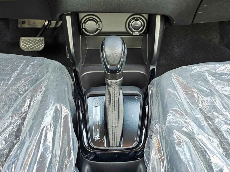 2026 Suzuki Swift GLX 1.2 Litres 3 Cylinders Petrol Engine Silver Black Hatchback GCC