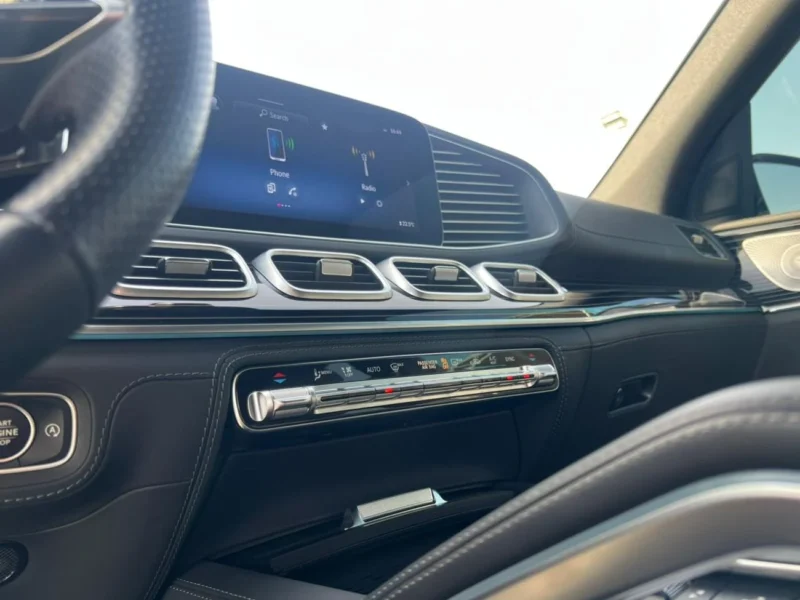 2024 Mercedes-Benz GLS 580 4MATIC 4.0-liter Twin-Turbocharged V8 Engine White Grey SUV