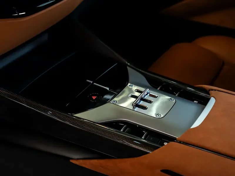2025 Ferrari Purosangue Standard 6.5L F140 IA V12 Naturally Aspirated Red Beige SUV