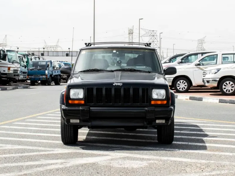 2001 Jeep Cherokee Limited 4.0 Litres Inline 6-cylinder Petrol Engine Black Grey SUV