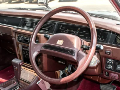 1989 Toyota Century 4.0 Liters 8 Cylinders Petrol Engine Dark Brown Maroon Luxury Sedan