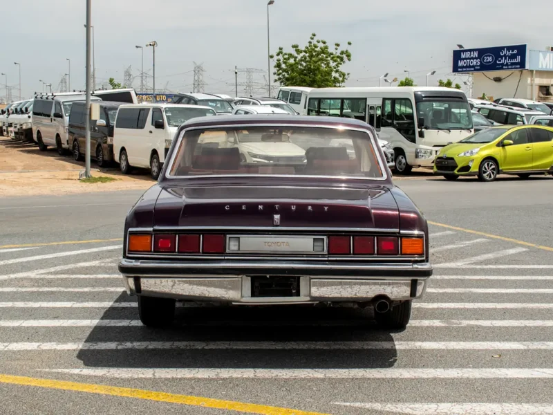 1989 Toyota Century 4.0 Liters 8 Cylinders Petrol Engine Dark Brown Maroon Luxury Sedan