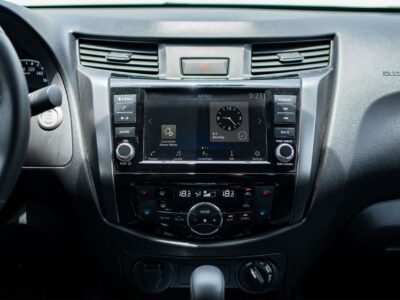 2025 Nissan Navara Pro-4X 2.5 L inline‑4 DOHC twin‑turbo Diesel Engine Grey Black Pickup
