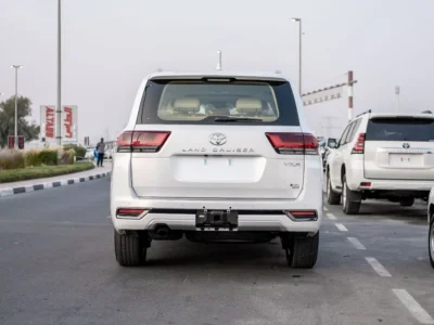 2026 Toyota Land Cruiser VXR 3.5 Litres V6 Twin Turbo Hybrid Engine White Beige SUV GCC Specs