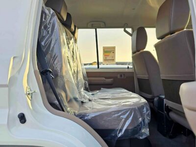 2025 Toyota Land Cruiser 70 2.8 Litres Turbodiesel 4-cylinder Engine White Brown SUV GCC