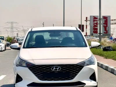 2022 Hyundai Accent 1.6-liter 4 Cylinder Petrol Engine White Grey Sedan GCC Specs
