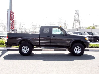 2000 Toyota Tundra Base 3.4-liter V6 Petrol Engine Black Beige Regular Cab Pickup