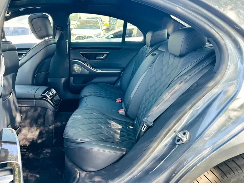 2022 Mercedes-Benz S-Class S 400 4MATIC 3.0L 6 Cylinder Diesel Engine Grey Black Sedan
