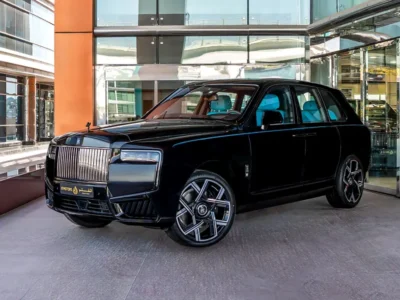 2026 Rolls-Royce Cullinan Black Badge 6.75-liter 12-cylinder Petrol Engine Black Blue SUV