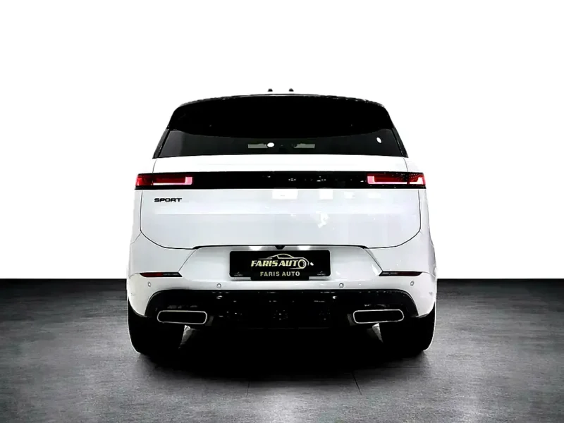2024 Land Rover Range Rover Sport HSE Dynamic 3.0-L 6-cylinder Engine White Black SUV
