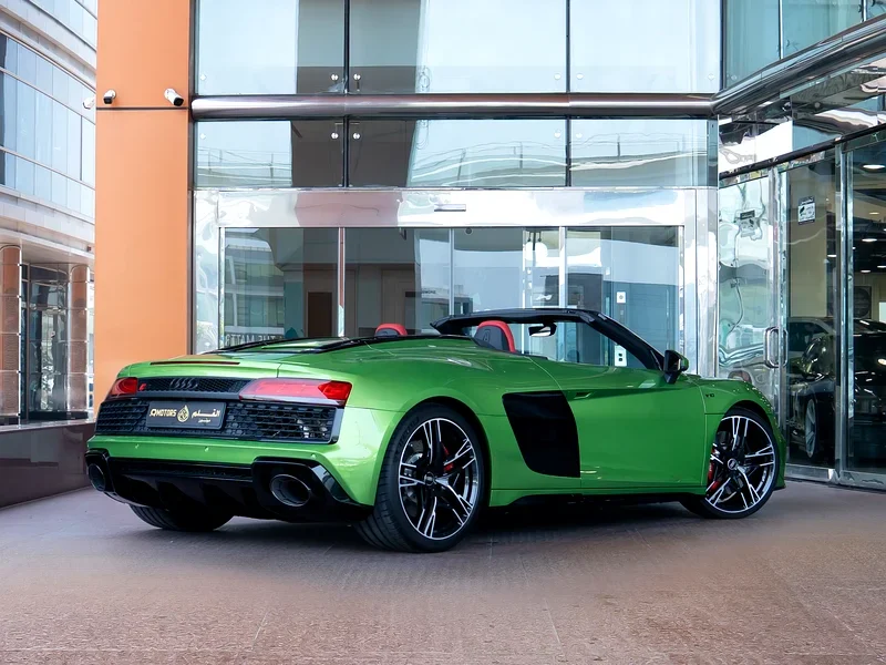 2023 Audi R8 Spyder 5.2-liter V10 PERFORMANCE Green Red Luxury Sports Car