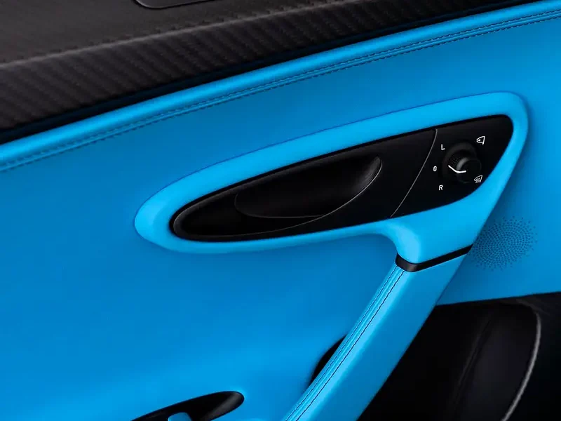 2019 Bugatti Chiron Standard 8.0-liter 16-Cylinder Petrol Engine Grey Blue Sports Car