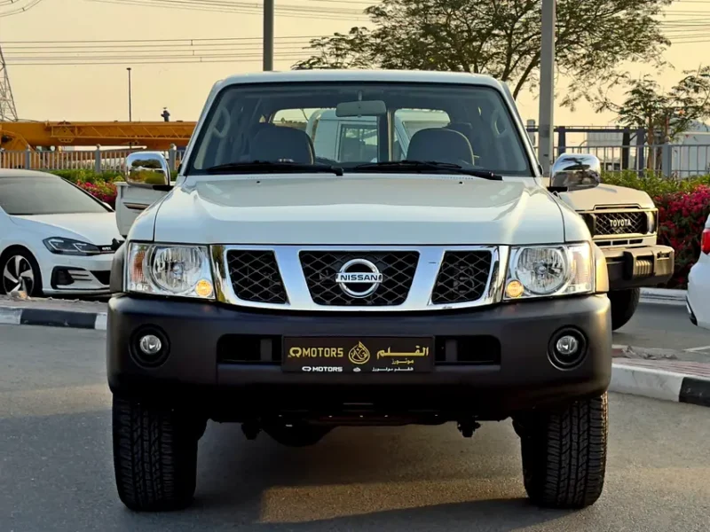 2023 Nissan Patrol Safari GL 4.8 Liters 6-cylinder Petrol Engine White Grey SUV GCC