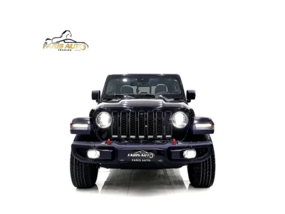 2020 Jeep Gladiator Launch Edition 3.6 Liters 3.6L Pentastar V6 Engine Black Pickup