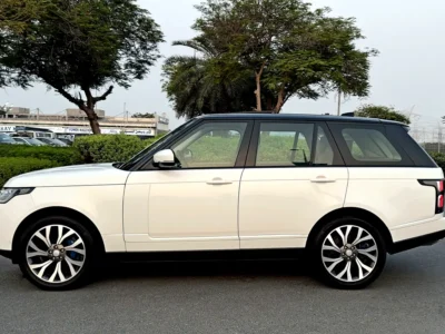 2018 Land Rover Range Rover HSE 3.0-liter V6 Supercharged Petrol White Beige SUV