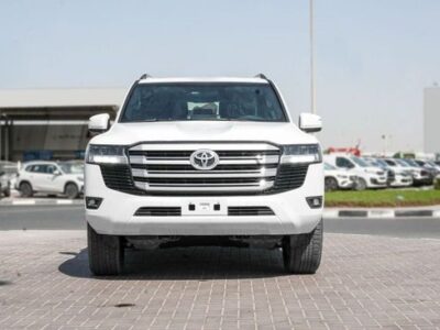 2026 Toyota Land Cruiser GXR 4.0 Litres V6 Petrol Engine White Black SUV GCC Specs