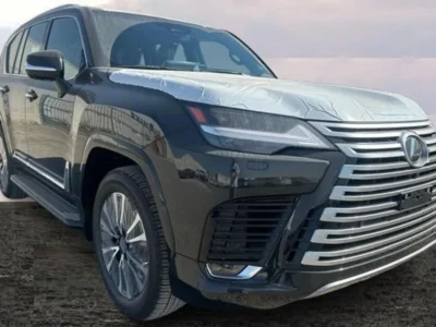 2026 Lexus LX700h Urban 3.5L V6 Twin-Turbo Hybrid Engine Green Red SUV GCC Specs