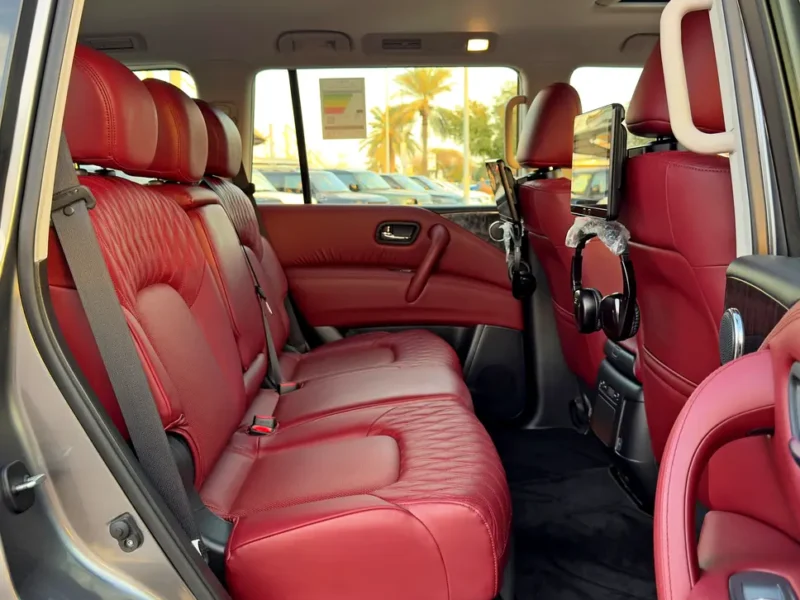2024 Nissan Patrol LE Platinum 5.6-liter V8 Petrol Engine Grey Red SUV GCC Specs