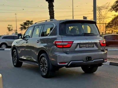 2024 Nissan Patrol LE Platinum 5.6-liter V8 Petrol Engine Grey Red SUV GCC Specs