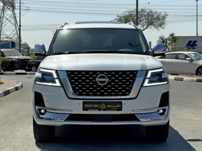 2024 Nissan Patrol LE Platinum 5.6-liter V8 Petrol Engine White Red SUV GCC Specs