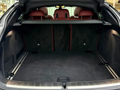2021 BMW X4 xDrive30i M Sport 2.0-liter Turbocharged 4-cylinder Engine Black Red SUV